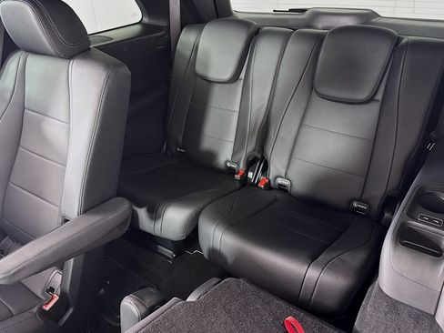 Certified 2023 Mercedes-Benz GLS 450 4MATIC image 10