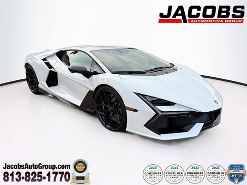 Used 2024 Lamborghini Revuelto image 1
