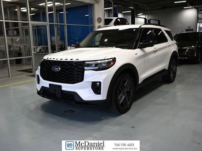 Used 2025 Ford Explorer ST-Line w/ ST-Line Street Pack