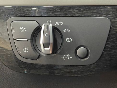 Used 2019 Audi Q7 2.0T Premium w/ Convenience Package AWD/4WD image 49