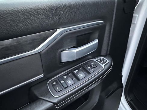Used 2024 RAM 2500 Big Horn image 19