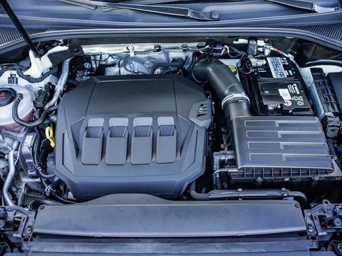 Used 2023 Audi Q3 2.0T Premium w/ Convenience Package image 28