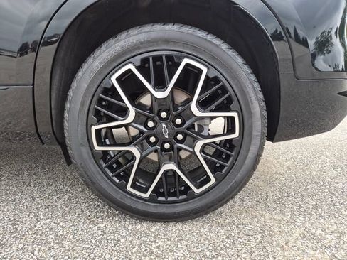 Used 2024 Chevrolet Blazer RS w/ LPO, Floor Liner Package FWD image 9