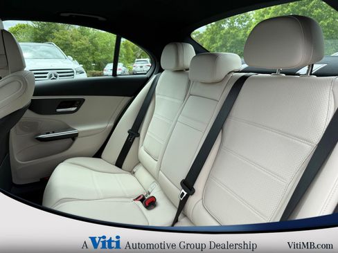 Used 2024 Mercedes-Benz C 300 4MATIC Sedan image 21