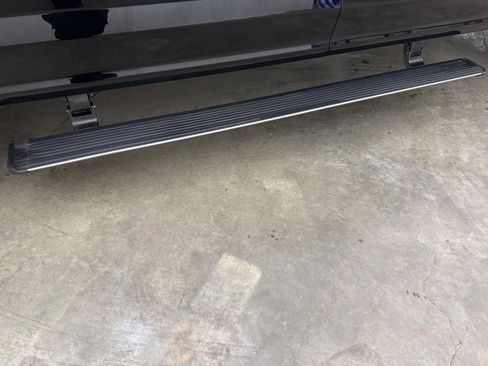 Used 2018 Ford F150 Lariat w/ Equipment Group 502A Luxury image 25