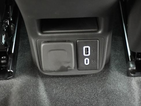 New 2026 Chevrolet TrailBlazer LT w/ Convenience Package AWD/4WD image 40