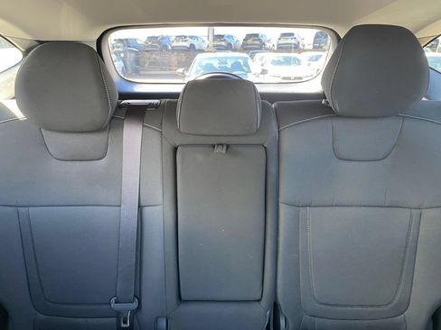 Used 2022 Hyundai Tucson SEL FWD image 18