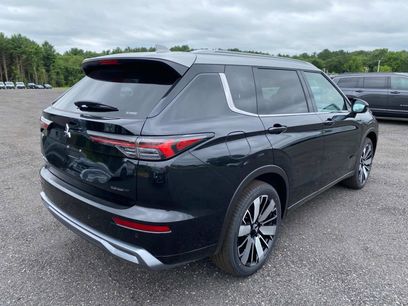 New 2025 Mitsubishi Outlander AWD