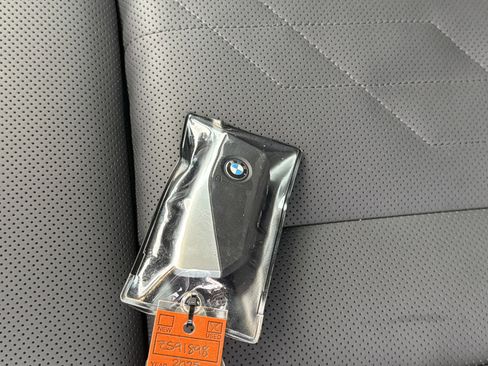 Used 2025 BMW X3 xDrive30i w/ Premium Package image 38