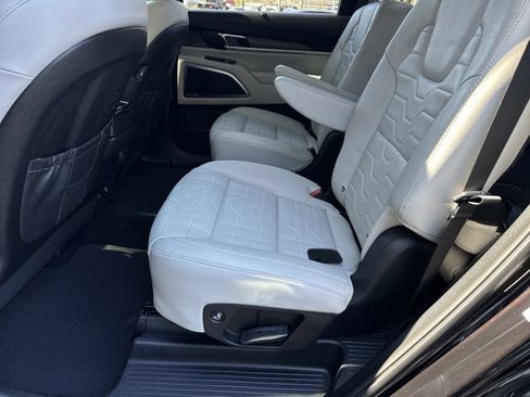 Used 2021 Kia Telluride SX w/ SX Prestige Package image 25
