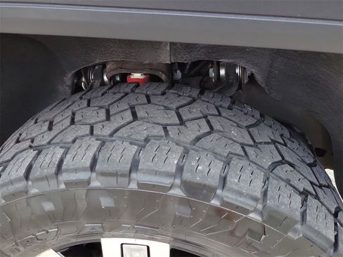 Used 2024 GMC Sierra 2500 Denali w/ Denali Reserve Package image 42