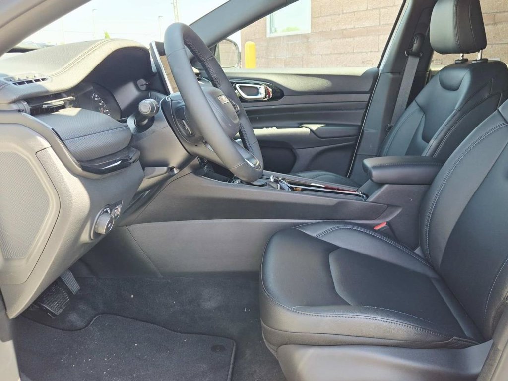 New 2026 Jeep Compass Limited AWD/4WD image 13