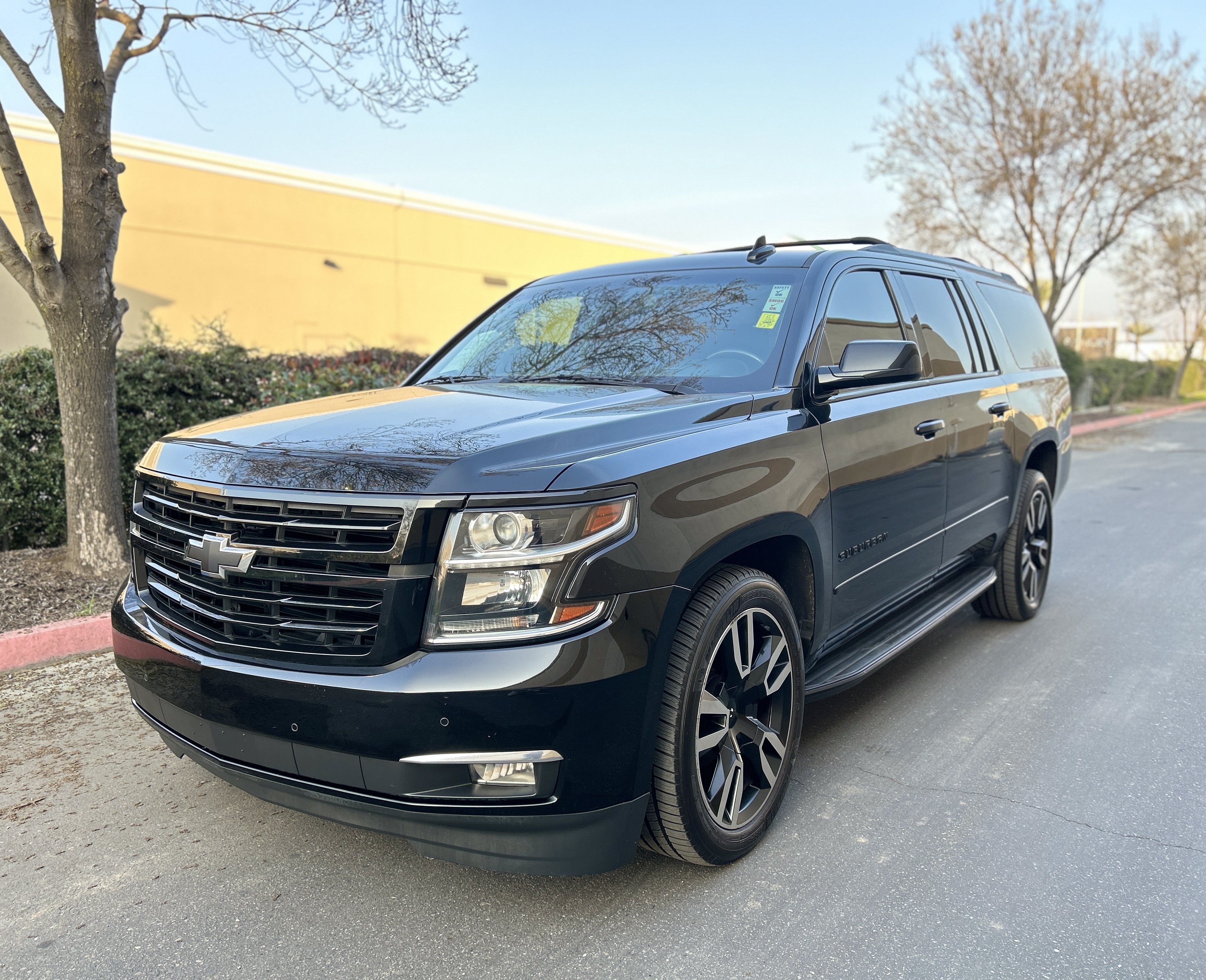 Used 2019 Chevrolet Suburban Premier AWD/4WD image 5