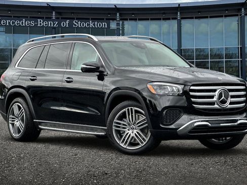 New 2026 Mercedes-Benz GLS 450 4MATIC image 1