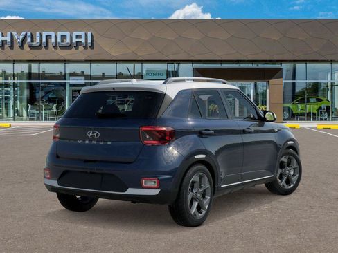 New 2026 Hyundai Venue SEL FWD image 4