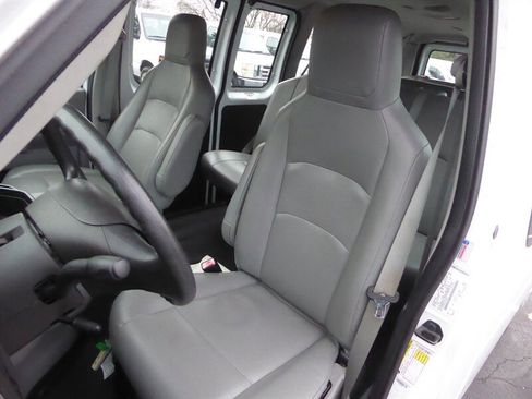 Used 2012 Ford E-350 and Econoline 350 XL w/ PWR Windows & Locks Group image 16