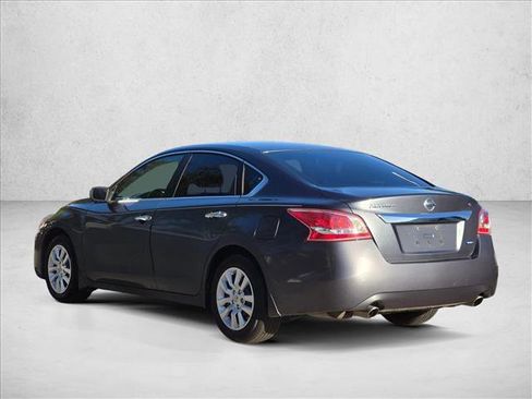 Used 2013 Nissan Altima 2.5 S image 8