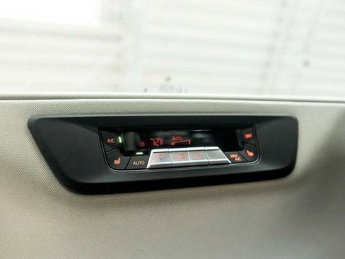 Used 2025 BMW X7 xDrive40i image 20