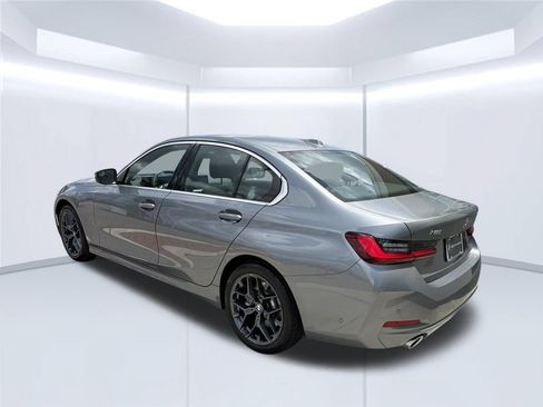 Used 2025 BMW 330i Sedan RWD image 5