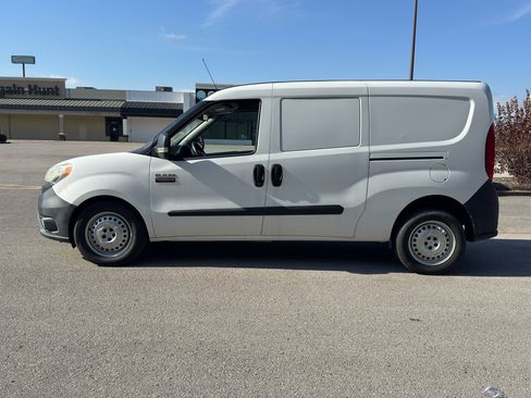 Used 2017 RAM ProMaster City Tradesman image 7
