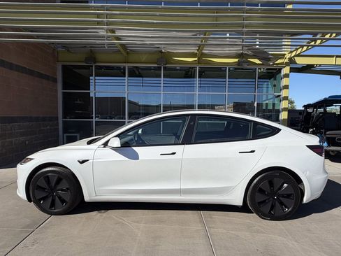 Used 2024 Tesla Model 3 Long Range image 7