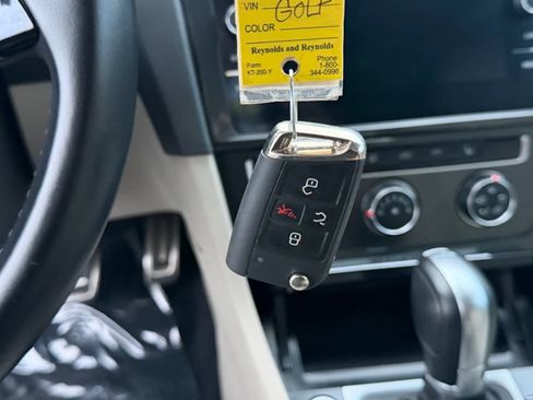 Used 2018 Volkswagen Golf Alltrack SE image 35