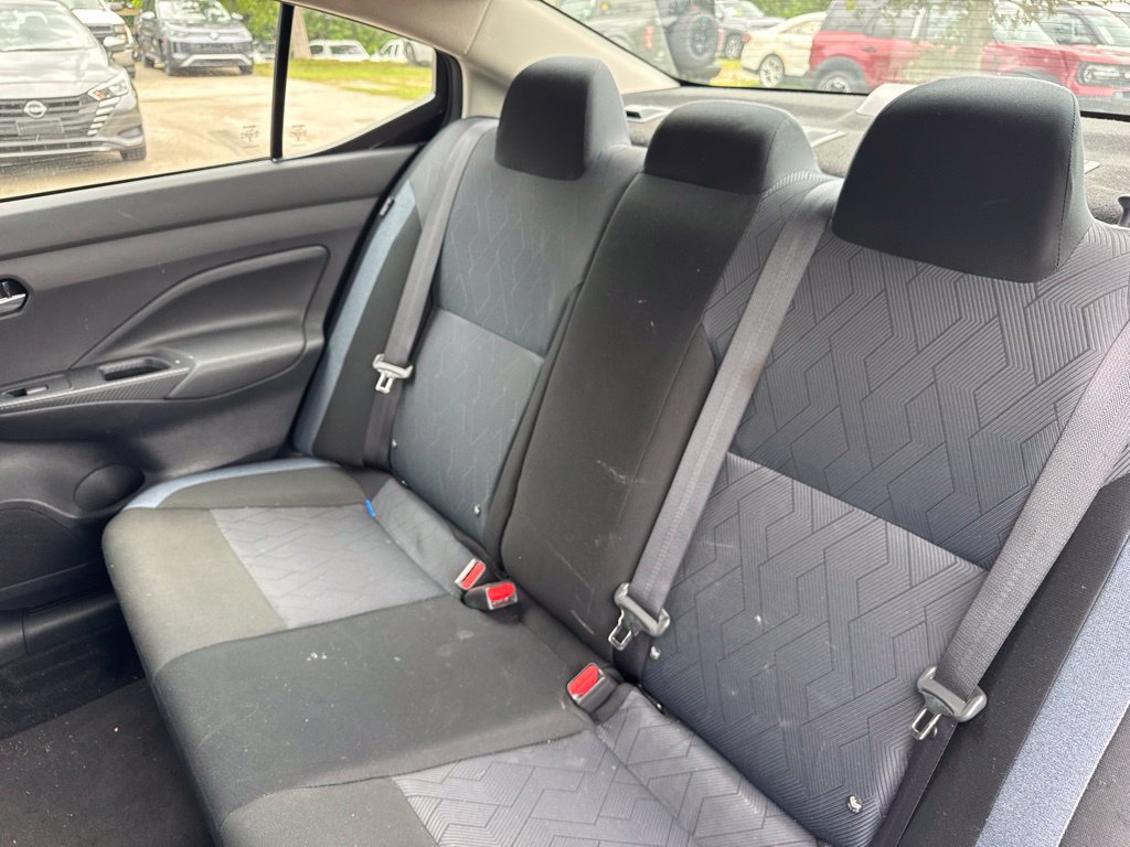 Used 2024 Nissan Versa SV FWD image 11