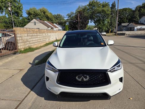 Used 2021 INFINITI QX50 Luxe image 4