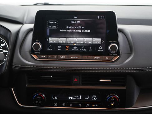 Certified 2026 Nissan Rogue SV AWD/4WD image 18