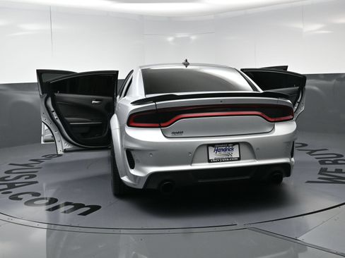 Used 2020 Dodge Charger Scat Pack RWD image 29