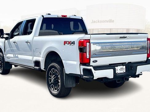 Used 2024 Ford F250 Platinum image 4