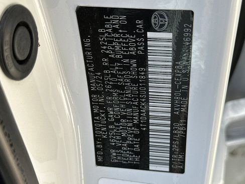 Used 2025 Toyota Camry XSE FWD image 29