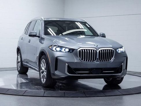New 2026 BMW X5 xDrive40i w/ Premium Package AWD/4WD image 5
