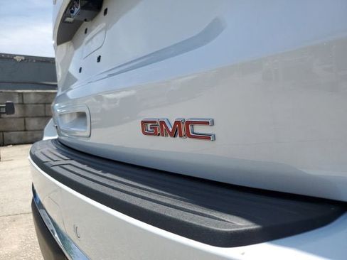 New 2026 GMC Yukon XL Denali AWD/4WD image 7