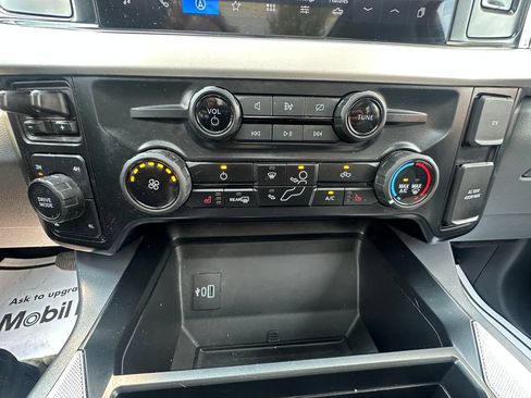 Used 2019 Ford F250 XL w/ STX Appearance Package AWD/4WD image 13