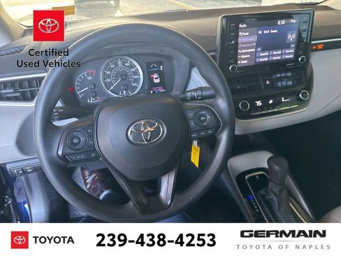 Used 2022 Toyota Corolla LE image 14