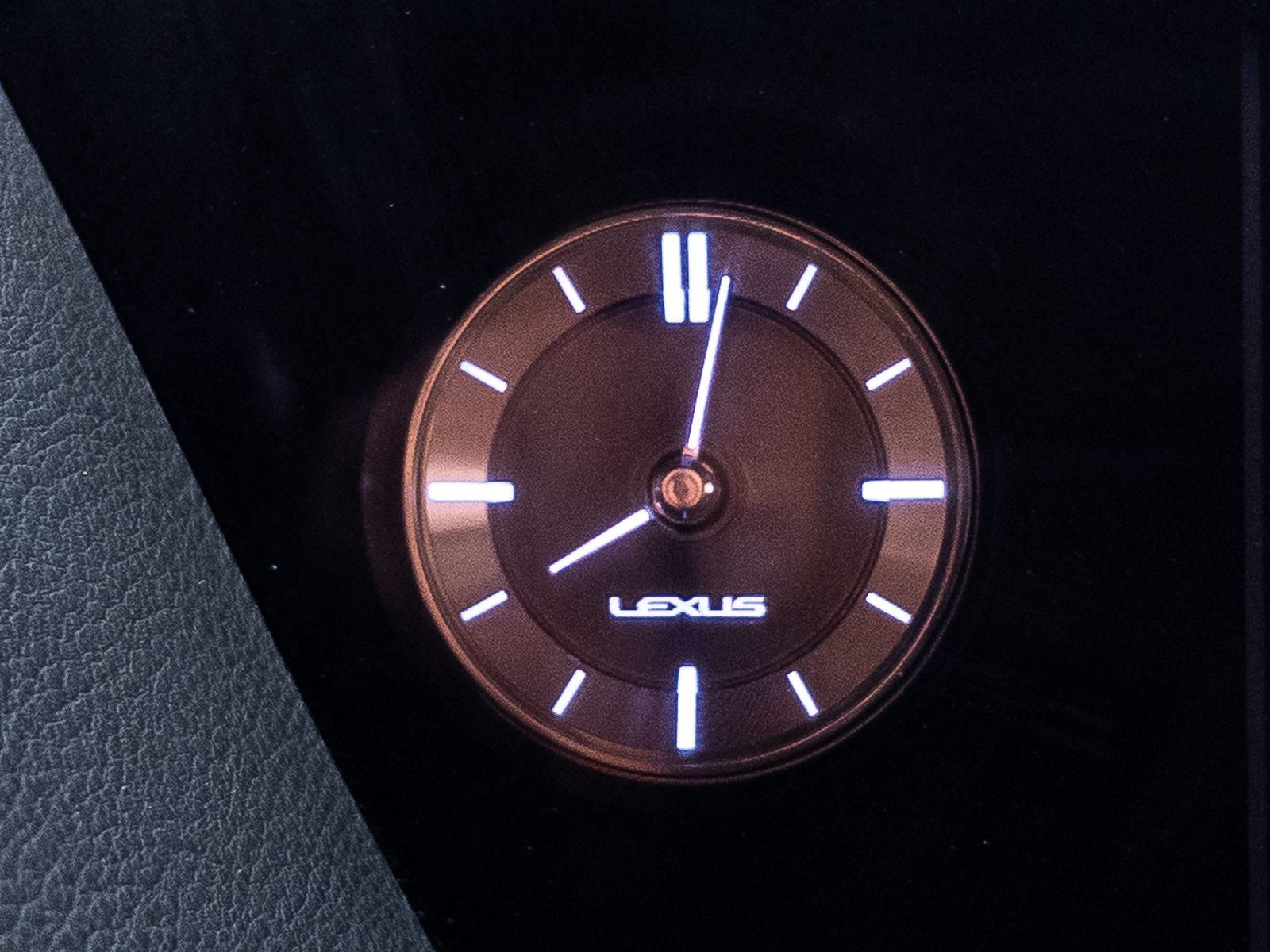 Used 2020 Lexus ES 300h w/ Premium Package FWD image 10