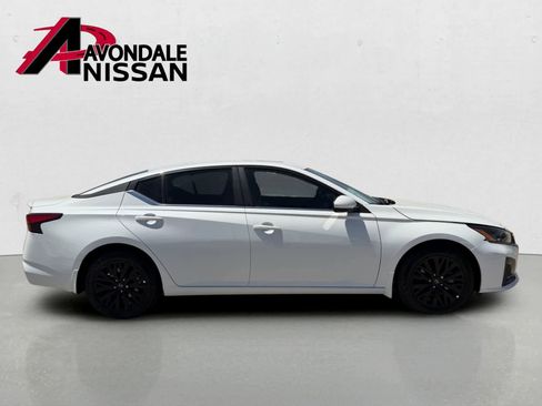 New 2026 Nissan Altima 2.5 SV FWD image 8