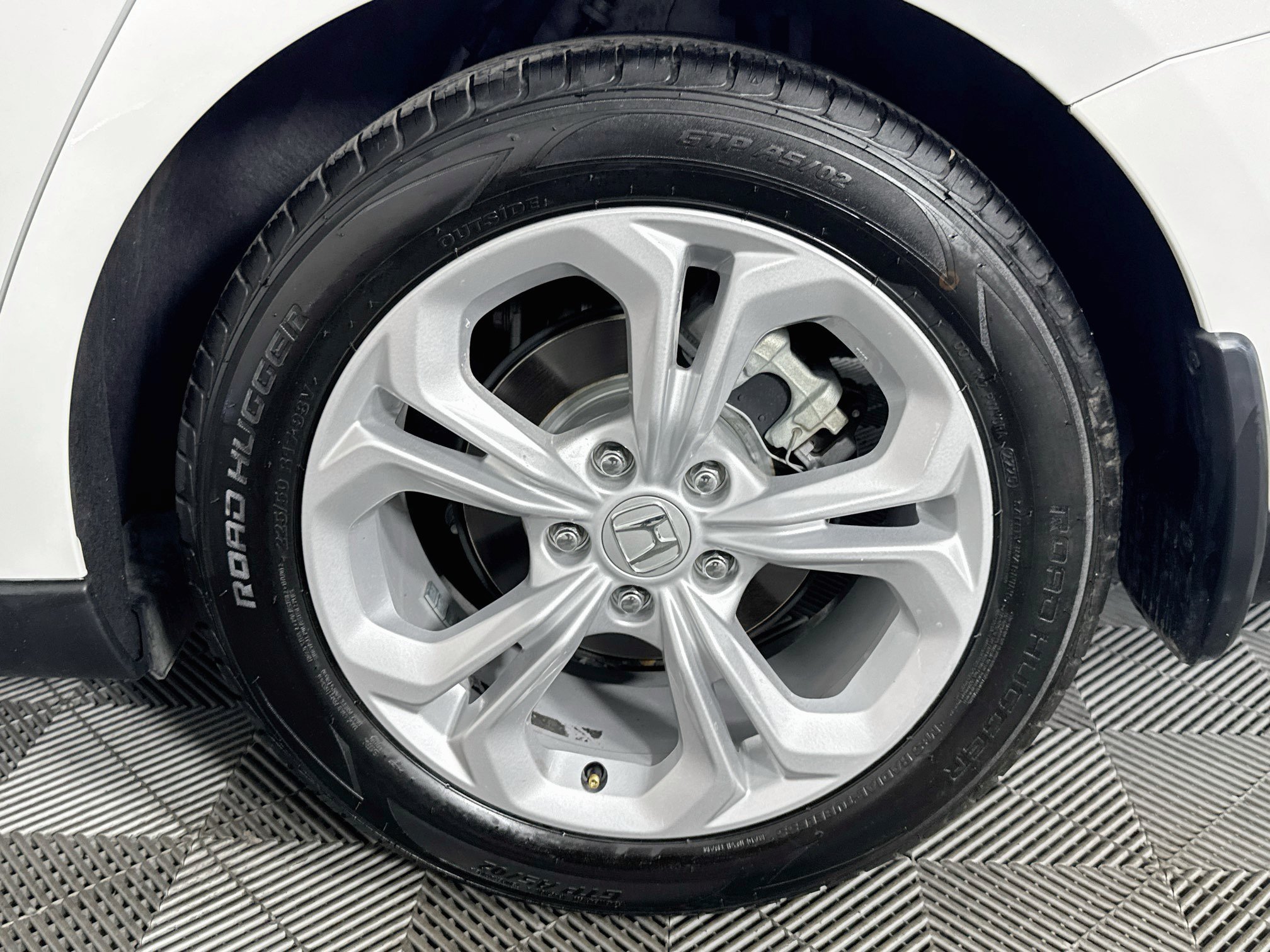 Used 2023 Honda Accord LX image 64