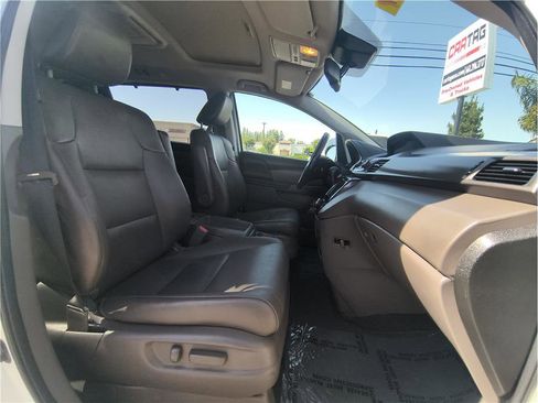 Used 2014 Honda Odyssey Touring image 15