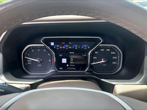 Used 2021 GMC Yukon XL Denali w/ Denali Premium Package RWD image 26