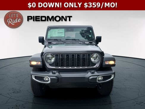 New 2025 Jeep Gladiator Sport image 3