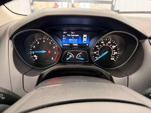 Used 2017 Ford Focus SE image 22