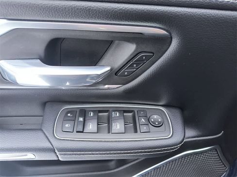 Used 2024 RAM 1500 Laramie image 13