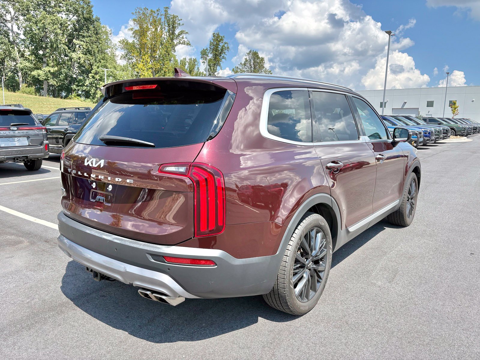 Used 2022 Kia Telluride SX w/ Towing Package AWD/4WD image 7