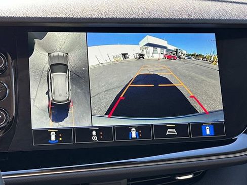 Used 2023 Buick Envision Avenir image 19