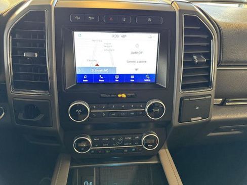 Certified 2021 Ford Expedition XLT image 31