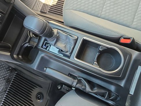 Used 2023 Toyota Tacoma SR w/ SR Convenience Package image 27