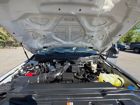 Used 2022 Ford F250 XL w/ Power Equipment Group AWD/4WD image 32