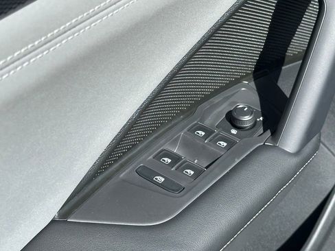 New 2026 Volkswagen Tiguan SE R-Line FWD image 15